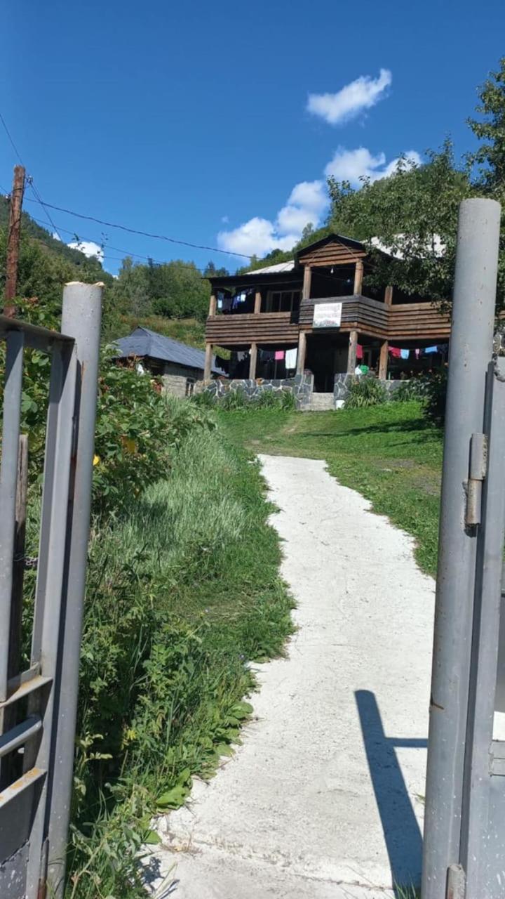 Bezengi Guest House Lalkhori Esterno foto