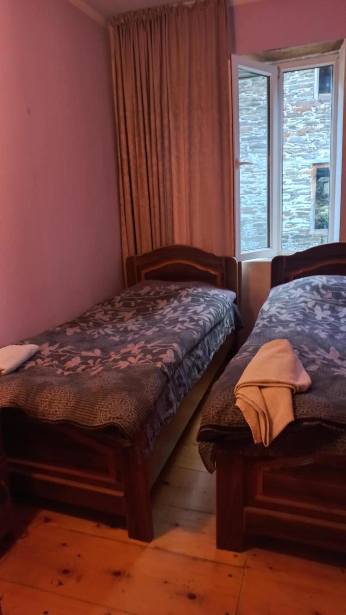 Bezengi Guest House Lalkhori Esterno foto